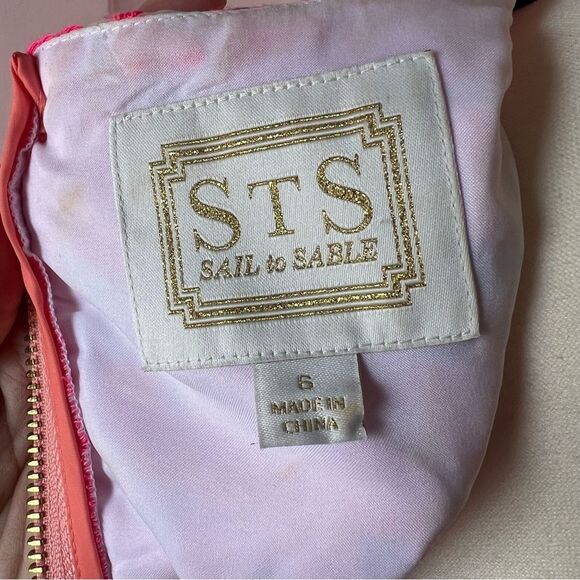 NWOT SAIL TO SABLE STS Neon Pink Floral Overlay Dress - Size 6 - Picture 5 of 6